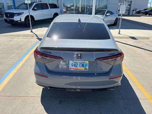 Used 2025 Honda Civic Sport image 7