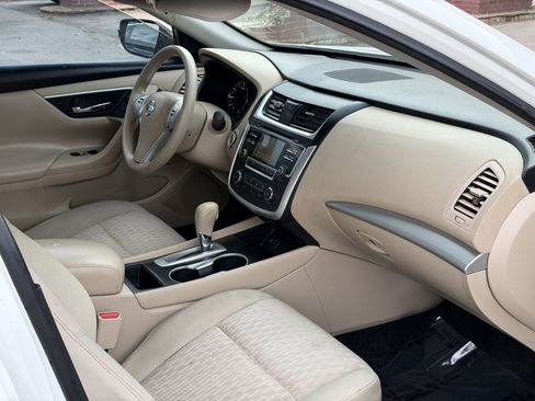 Used 2016 Nissan Altima 2.5 S w/ Power Driver Seat Package FWD image 20
