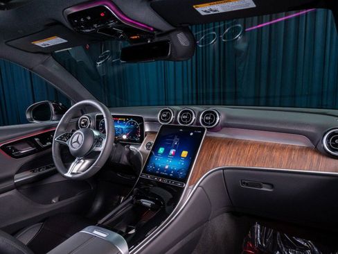 New 2026 Mercedes-Benz GLC 300 4MATIC image 4