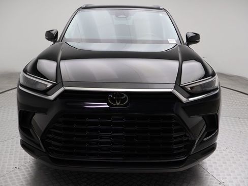 Certified 2025 Toyota Grand Highlander FWD image 5