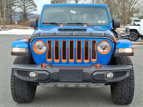 Used 2023 Jeep Gladiator Mojave w/ Cold Weather Group image 5