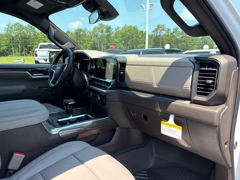 New 2026 Chevrolet Silverado 1500 LT AWD/4WD image 11