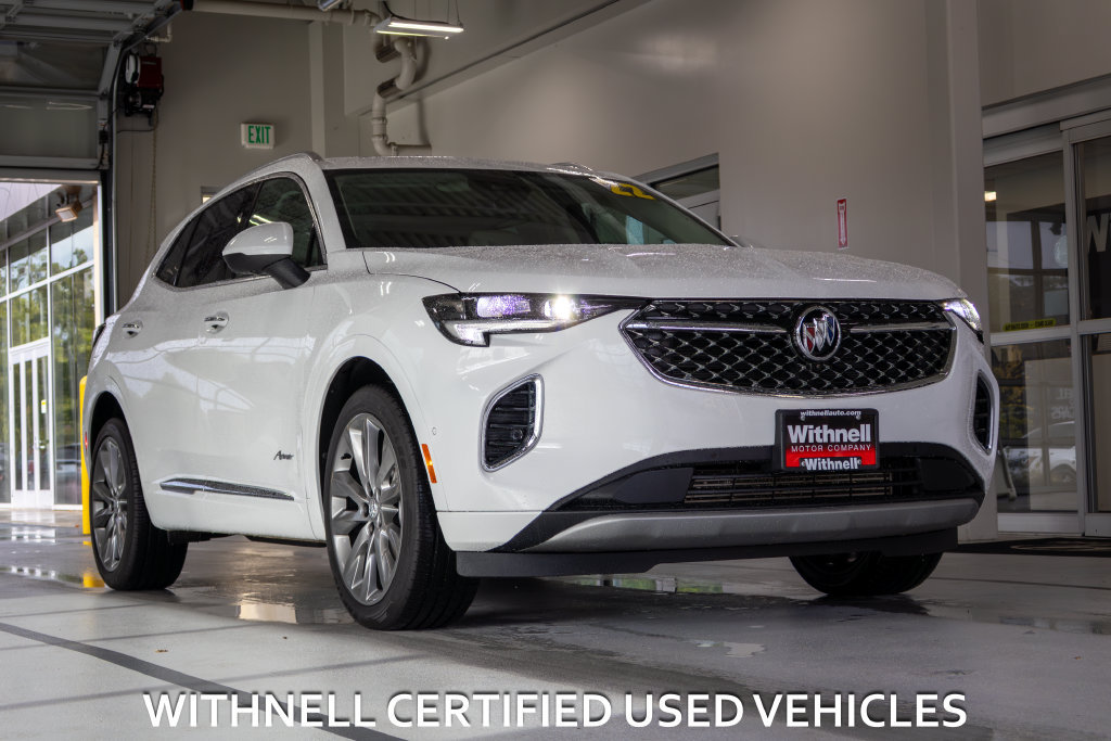 Used 2022 Buick Envision Avenir w/ Technology Package II FWD image 2