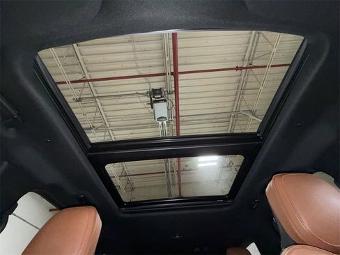 Used 2019 Lincoln Navigator L Reserve image 16