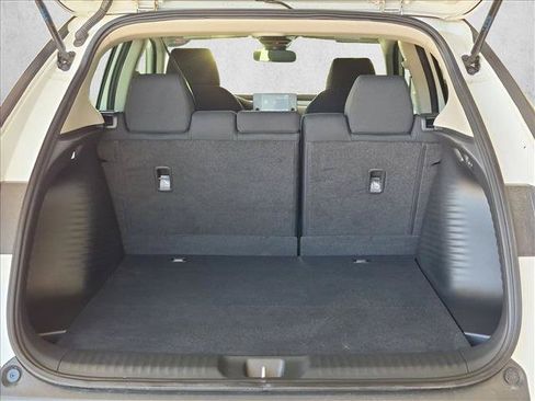 Used 2025 Honda HR-V LX image 6