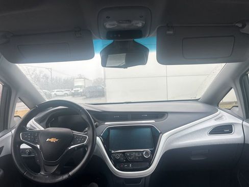 Used 2019 Chevrolet Bolt Premier w/ Infotainment Package image 5
