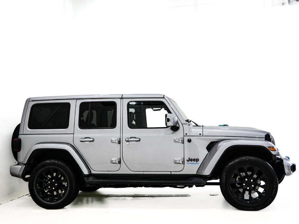 Used 2021 Jeep Wrangler Unlimited Sahara AWD/4WD image 5