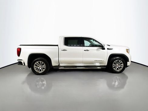 Used 2021 GMC Sierra 1500 Denali w/ Driver Alert Package II AWD/4WD image 9