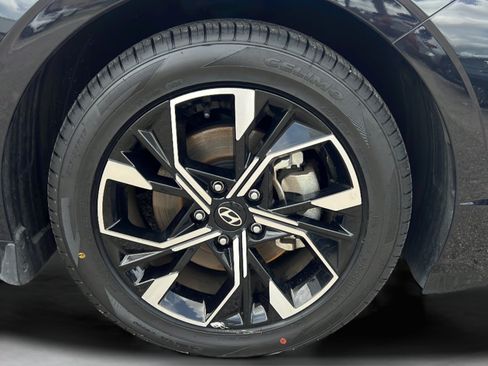 Certified 2024 Hyundai Sonata SEL FWD image 10