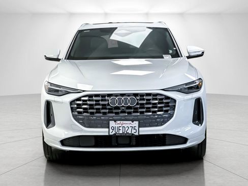 Certified 2025 Audi Q5 Premium Plus w/ Premium Plus image 8