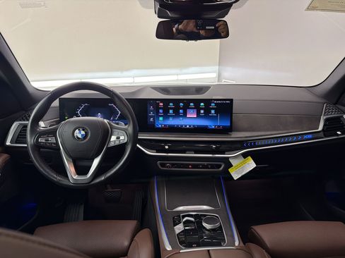 Used 2024 BMW X5 sDrive40i w/ Parking Assistance Package RWD image 17