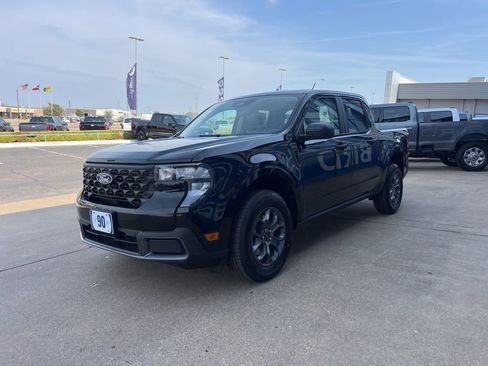New 2026 Ford Maverick XLT image 3