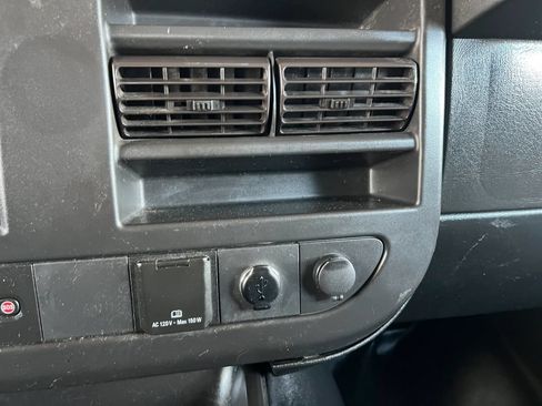 Used 2019 Chevrolet Express 2500 w/ Driver Convenience Package RWD image 18