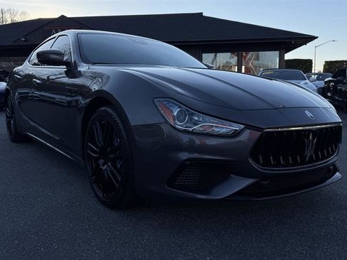 Used 2022 Maserati Ghibli Modena image 13