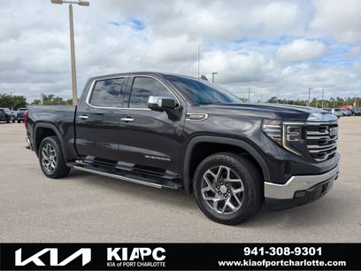 Used 2022 GMC Sierra 1500 SLT w/ SLT Premium Plus Package