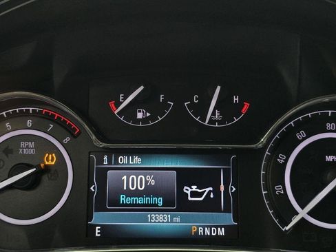 Used 2016 Buick Regal FWD image 23