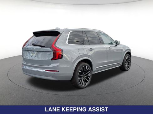 New 2026 Volvo XC90 B6 Plus w/ Protection Package Premier AWD/4WD image 5