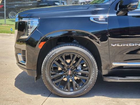 Used 2021 GMC Yukon SLT w/ SLT Premium Package RWD image 8