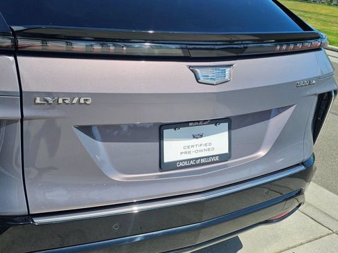 Certified 2024 Cadillac Lyriq Luxury AWD/4WD image 14