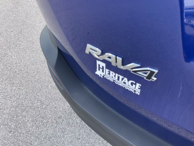 Used 2014 Toyota RAV4 LE AWD/4WD image 9