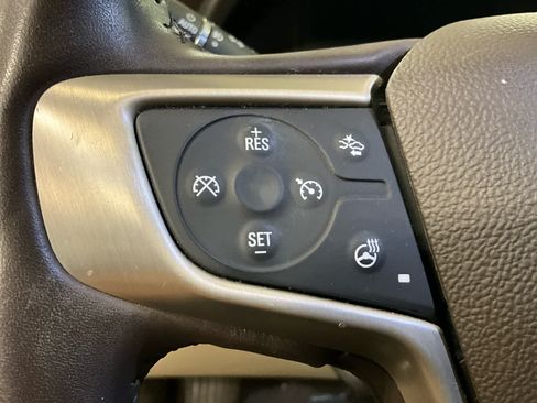 Used 2019 GMC Acadia Denali w/ Technology Package FWD image 19