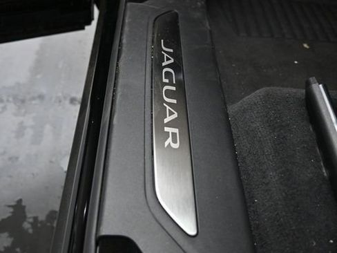 Used 2026 Jaguar F-PACE R-Dynamic S image 22