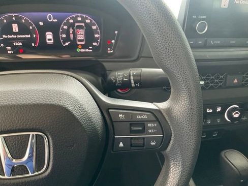 Certified 2023 Honda Accord EX image 11