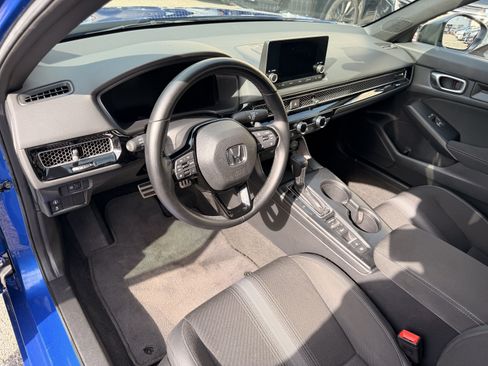 Used 2023 Honda Civic Sport image 10