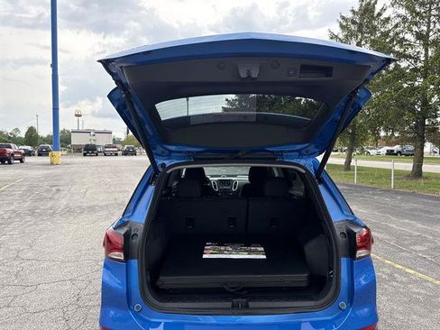 Certified 2024 Chevrolet Equinox LT w/ LPO, Floor Liner Package FWD image 21