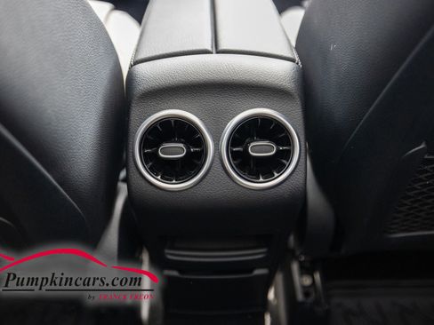 Used 2023 Mercedes-Benz GLA 250 4MATIC w/ Premium Package image 32