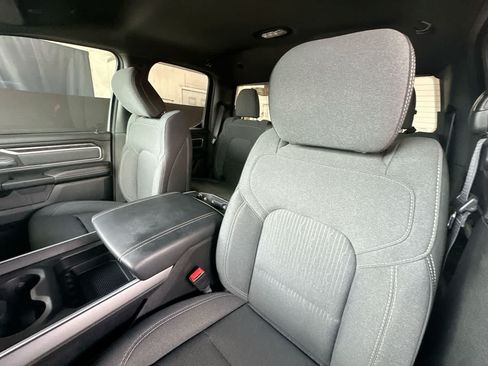 Used 2022 RAM 1500 Big Horn AWD/4WD image 14