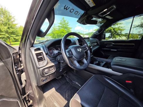 Used 2022 RAM 1500 Laramie w/ Sport Appearance Package AWD/4WD image 15