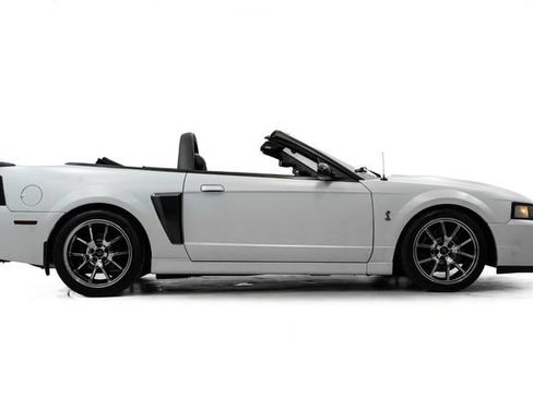 Used 2003 Ford Mustang Cobra RWD image 5