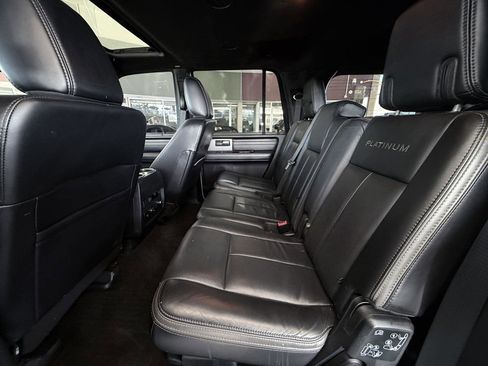 Used 2016 Ford Expedition EL Platinum image 26