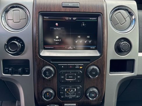 Used 2014 Ford F150 Lariat w/ Equipment Group 502A Luxury AWD/4WD image 19