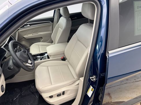 Used 2023 Volkswagen Atlas SE AWD/4WD image 11