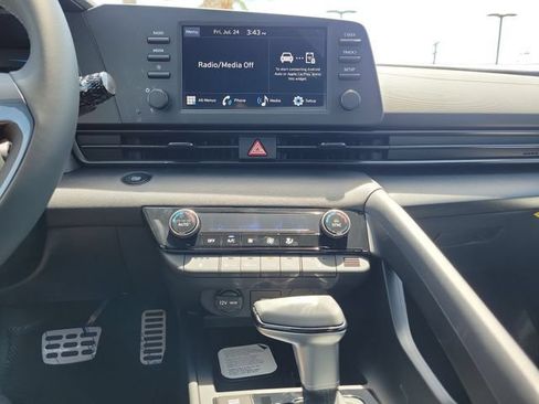 New 2026 Hyundai Elantra SEL Sport FWD image 15