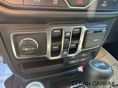 Used 2023 Jeep Wrangler Unlimited w/ Cold Weather Group AWD/4WD image 16