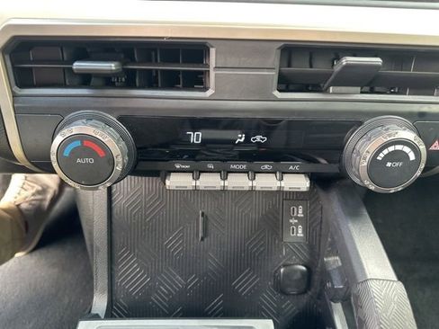 Used 2024 Toyota Tacoma TRD Off-Road image 25