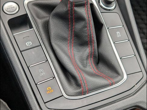 Used 2025 Volkswagen Jetta GLI Autobahn w/ GLI Black Package image 17