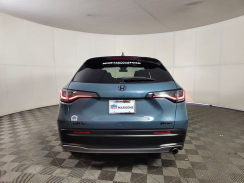 Used 2024 Honda HR-V Sport image 6