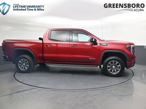 Used 2024 GMC Sierra 1500 AT4 w/ Technology Package AWD/4WD image 4