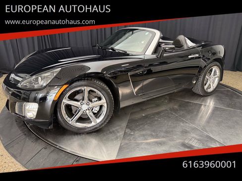 Used 2008 Saturn Sky Red Line RWD image 1