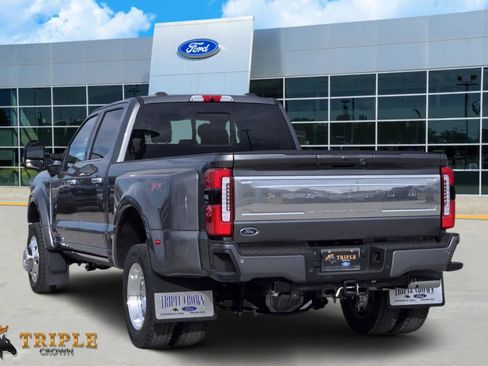 New 2026 Ford F450 Platinum w/ Platinum Plus Package image 4