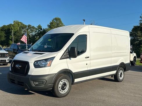 New 2025 Ford Transit 250 148 Medium Roof image 32