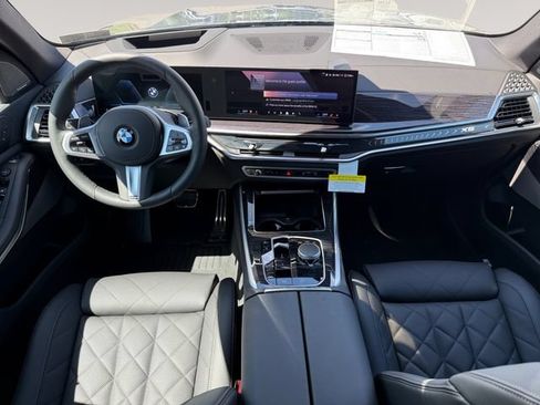 New 2026 BMW X5 xDrive40i w/ M Sport Package AWD/4WD image 10