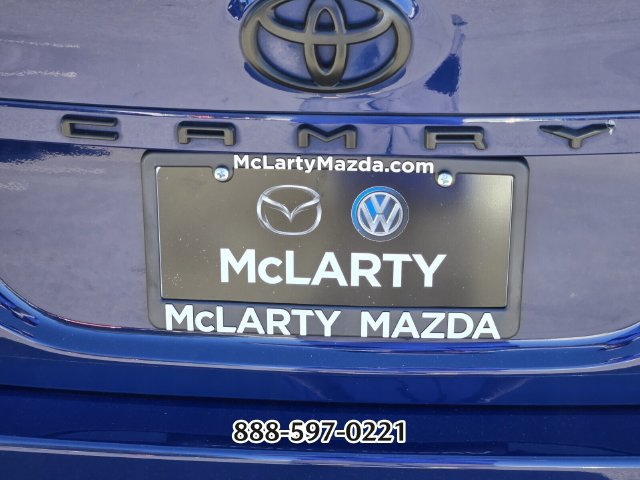 Used 2023 Toyota Camry XSE FWD image 16