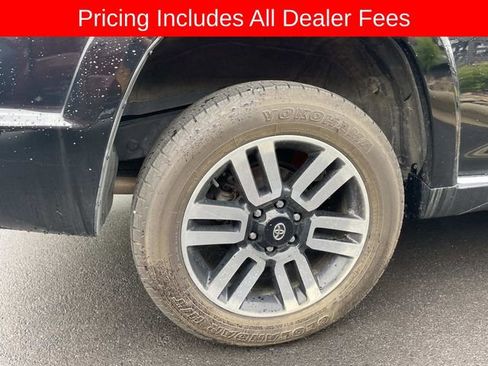 Used 2022 Toyota 4Runner Limited AWD/4WD image 6