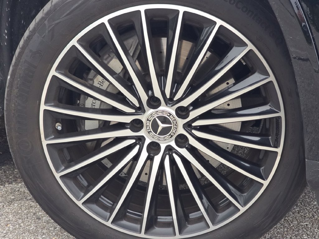 Certified 2025 Mercedes-Benz GLC 350e 4MATIC image 11
