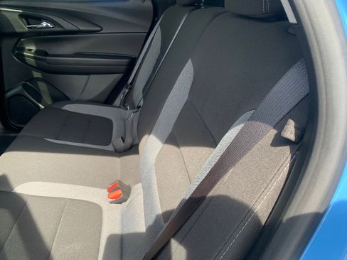 Used 2024 Chevrolet TrailBlazer LT w/ LT Cold Weather Package image 7